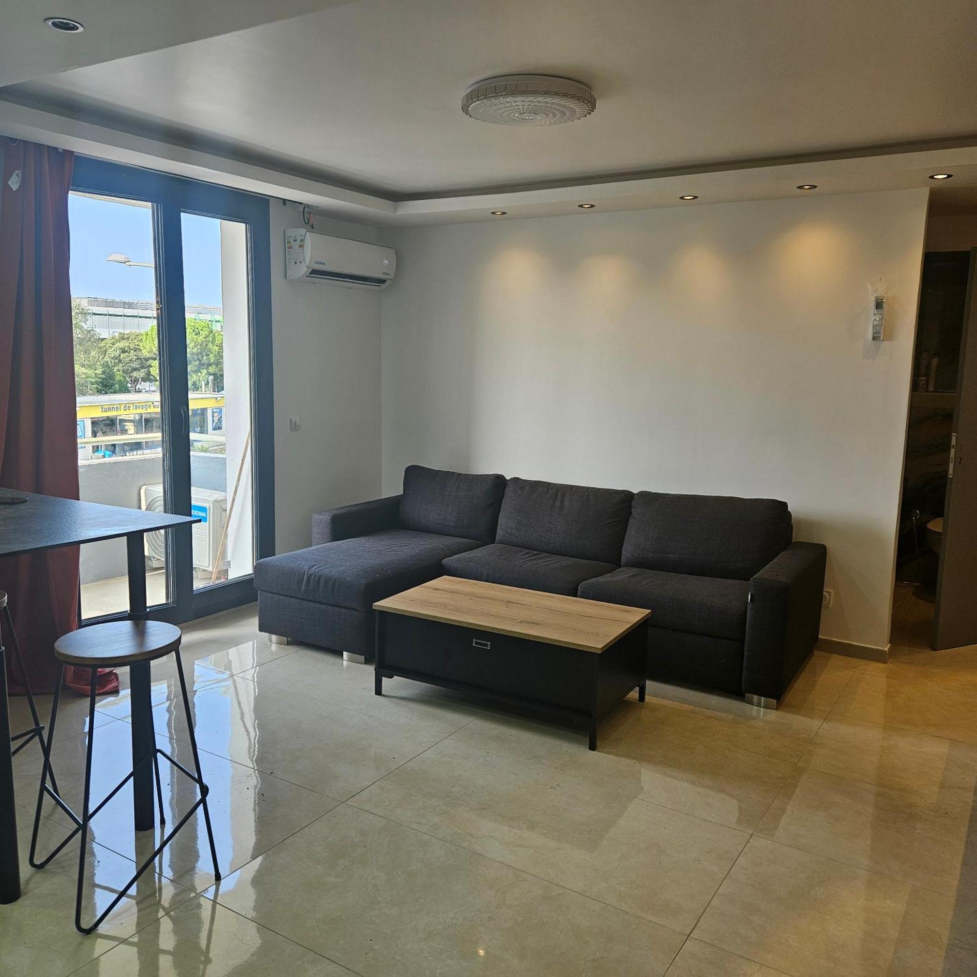 Nourhanne Marseilles Exterior foto