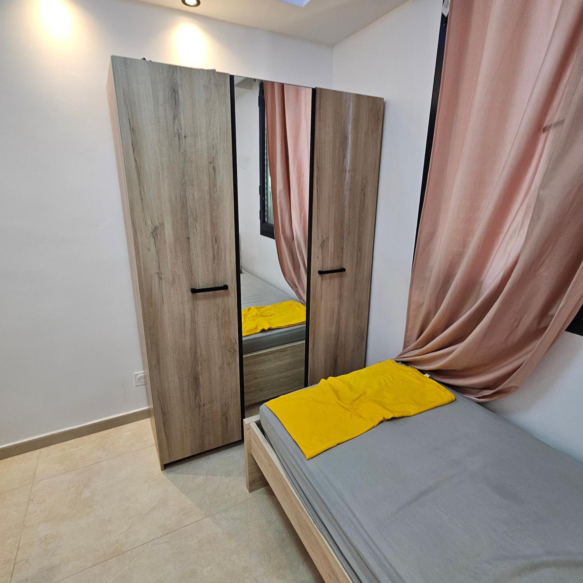 Nourhanne Marseilles Exterior foto